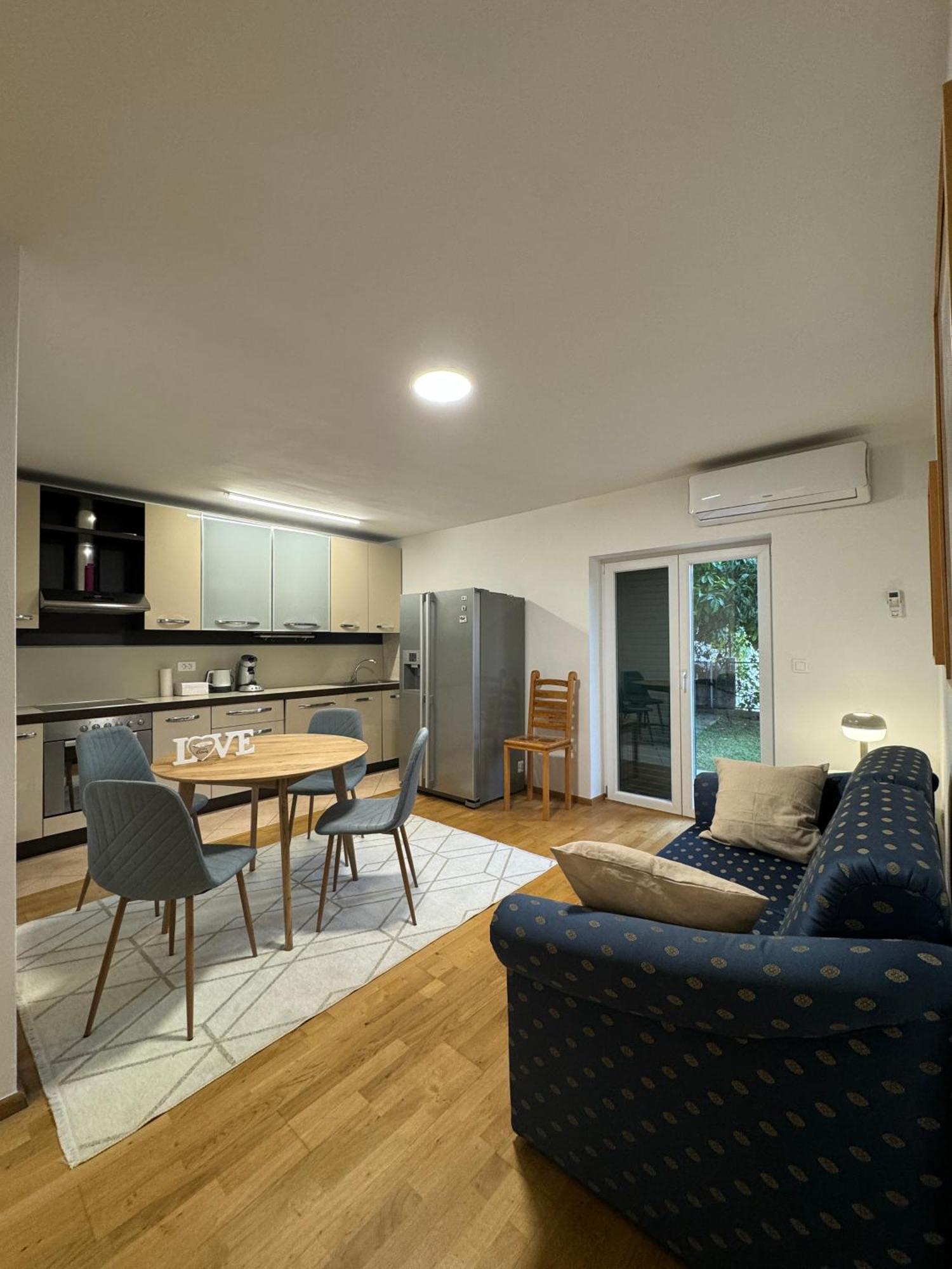 Valentinas Garden Apartment Split Exterior photo