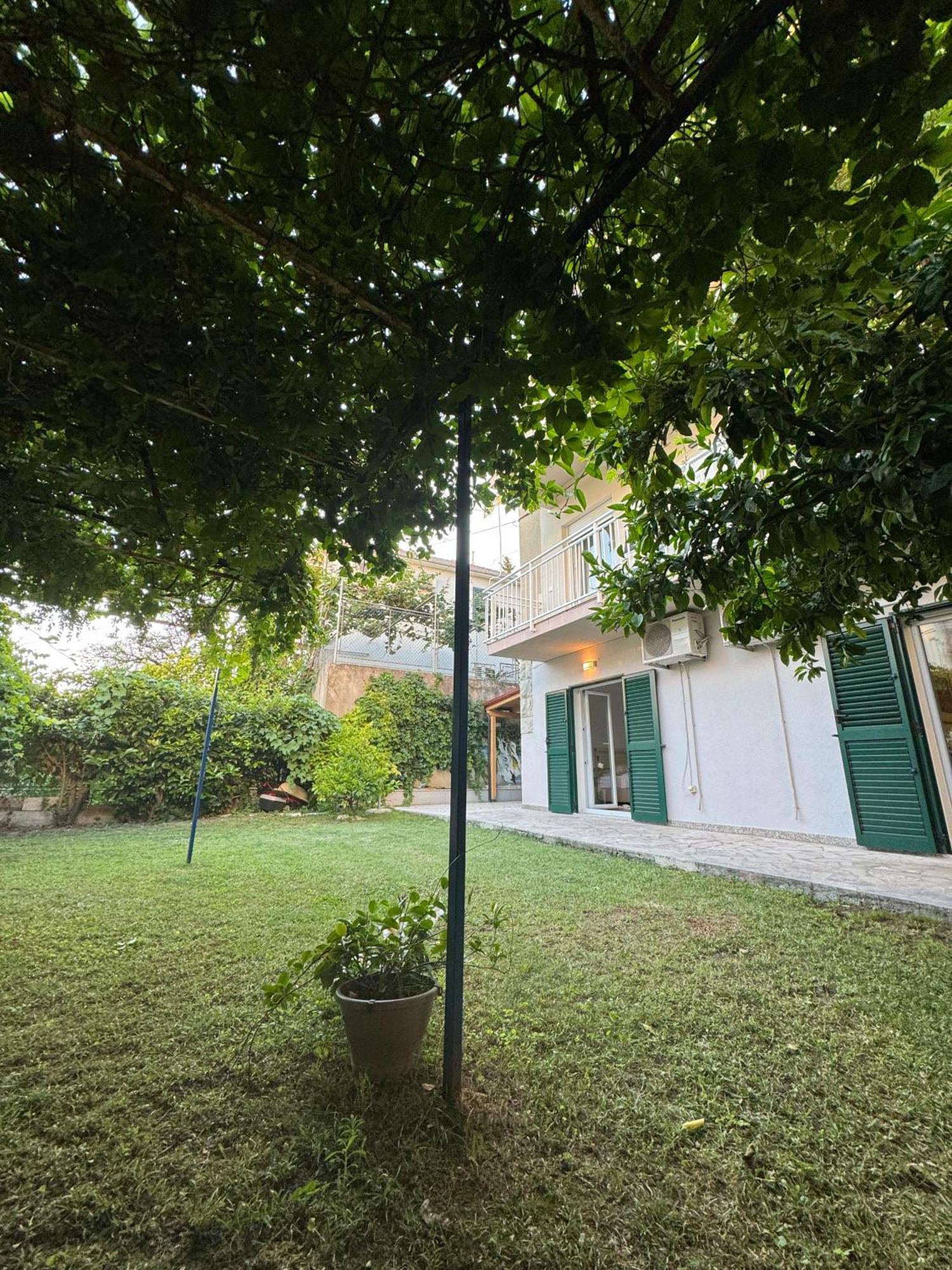Valentinas Garden Apartment Split Exterior photo